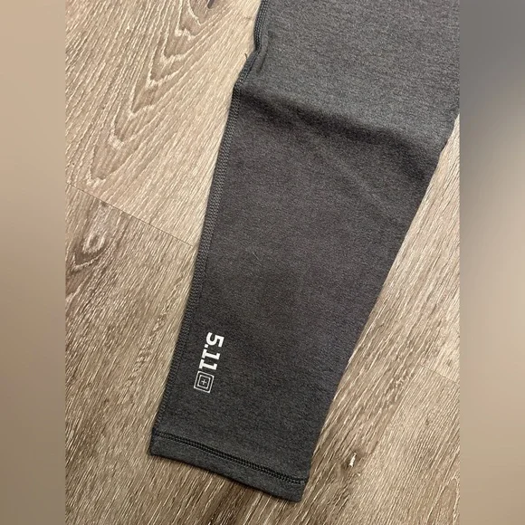 Like new! 5.11 women’s raven range legging tight - Picture 10 of 11